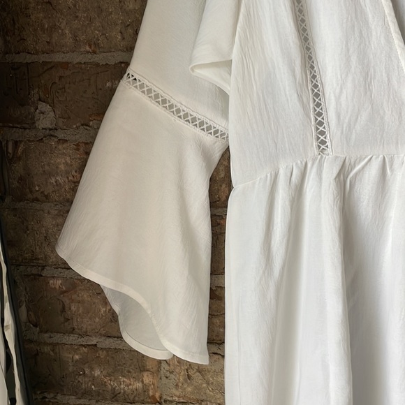 Blooming Jelly White Deep V Dress/CoverUp - Picture 8 of 10